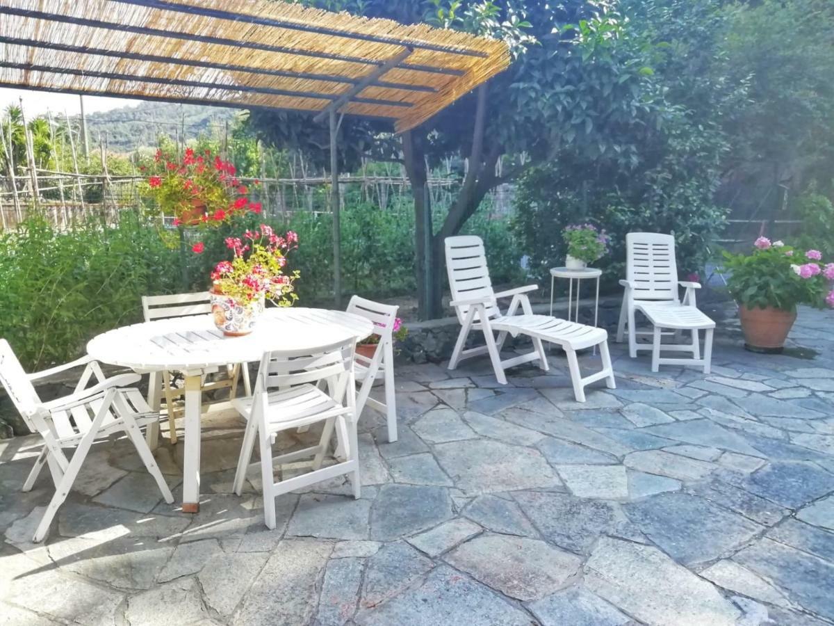 La Casa Dei Due Aranci Villa Albisola Superiore Eksteriør bilde